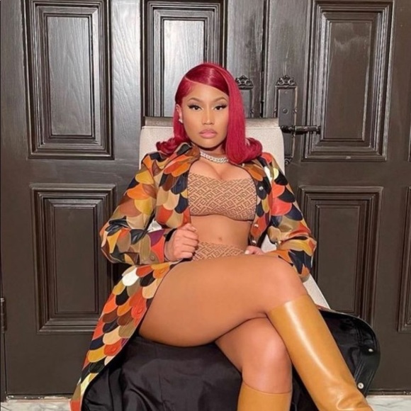 🎉 HOST PICK 🎉 🖤💜 FENDI x SKIMS Scoop Bralette - 2 Pack - BNIB ✨ - Picture 3 of 16